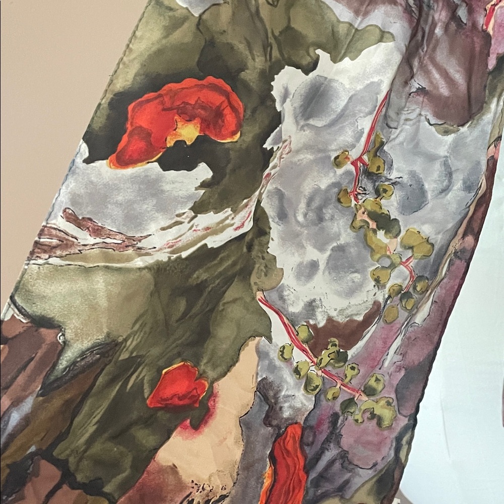 100 % Silk Floral Patterned Scarf - Picture 3 of 4